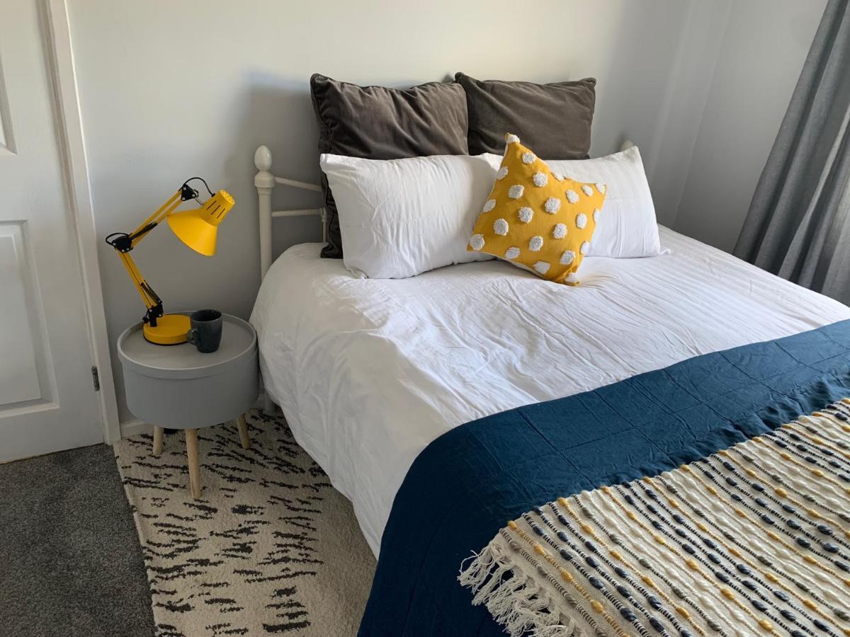 Ferienwohnung The Hideaway, Calm, Cozy, Dog Friendly Retreat Cheltenham Exterior foto