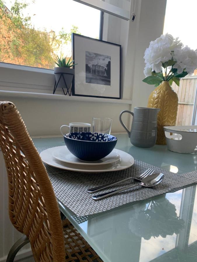 Ferienwohnung The Hideaway, Calm, Cozy, Dog Friendly Retreat Cheltenham Exterior foto