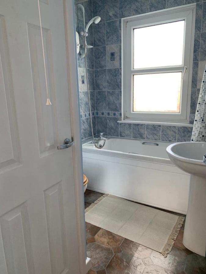 Ferienwohnung The Hideaway, Calm, Cozy, Dog Friendly Retreat Cheltenham Exterior foto